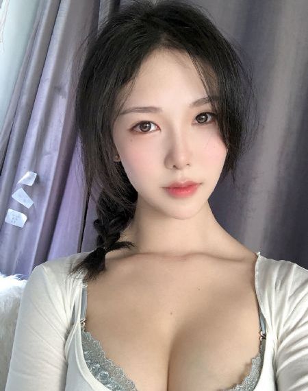 满月之下请相爱