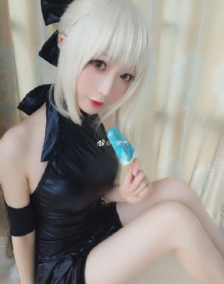 宝贝把腿开大让我添添视频