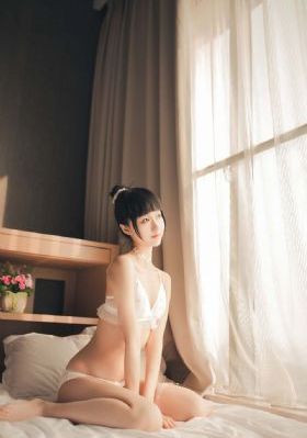 被学长灌满jing液去上课视频